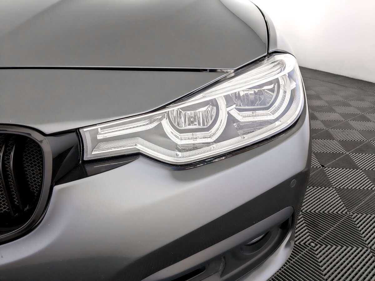 BMW 3 серии 318i, 2018 Фото №17