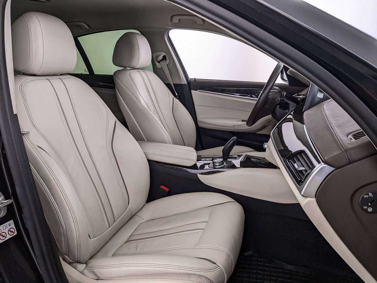BMW 5 серии 520i, 2017 Фото №20