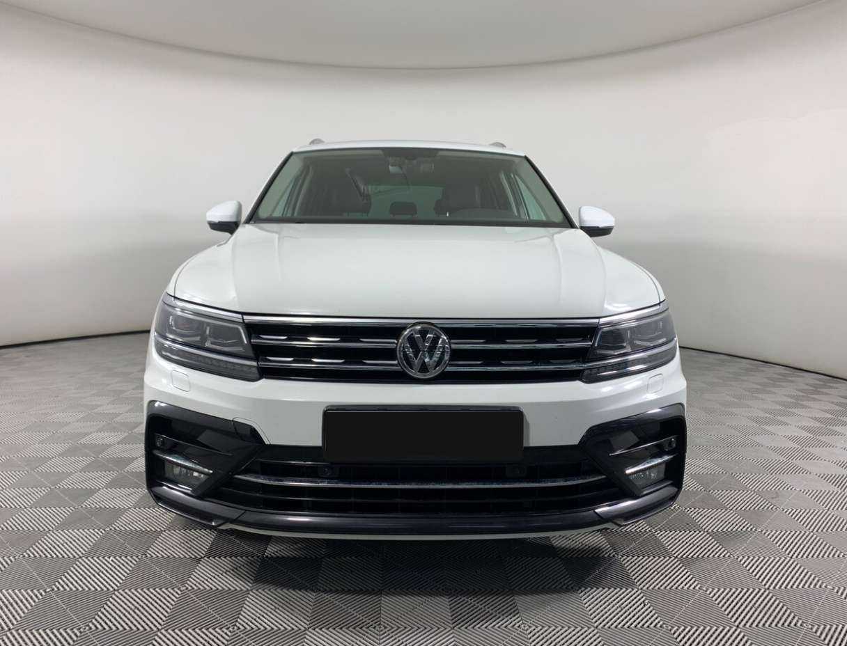 Volkswagen Tiguan, 2018 - 99 995 км. | Фото №2