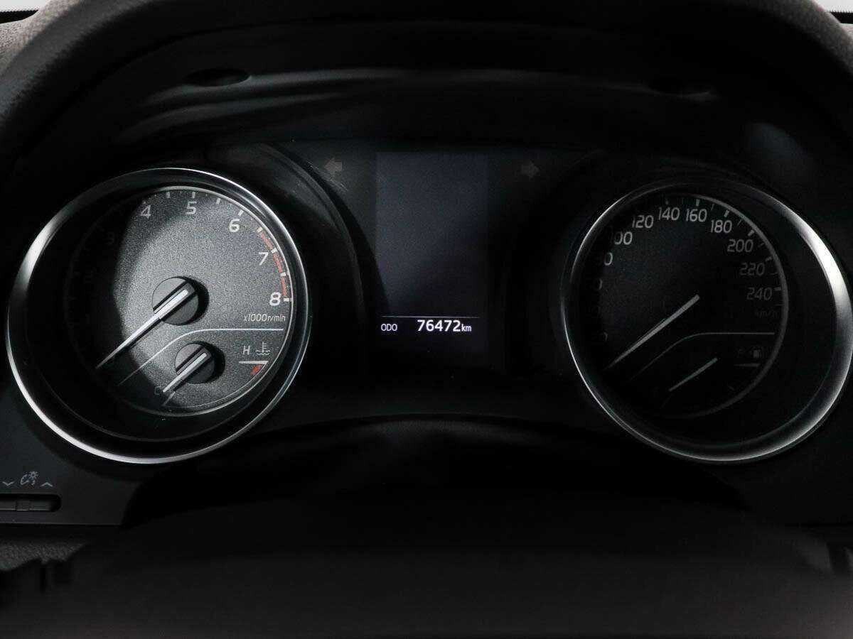 Toyota Camry, 2020 Фото №9
