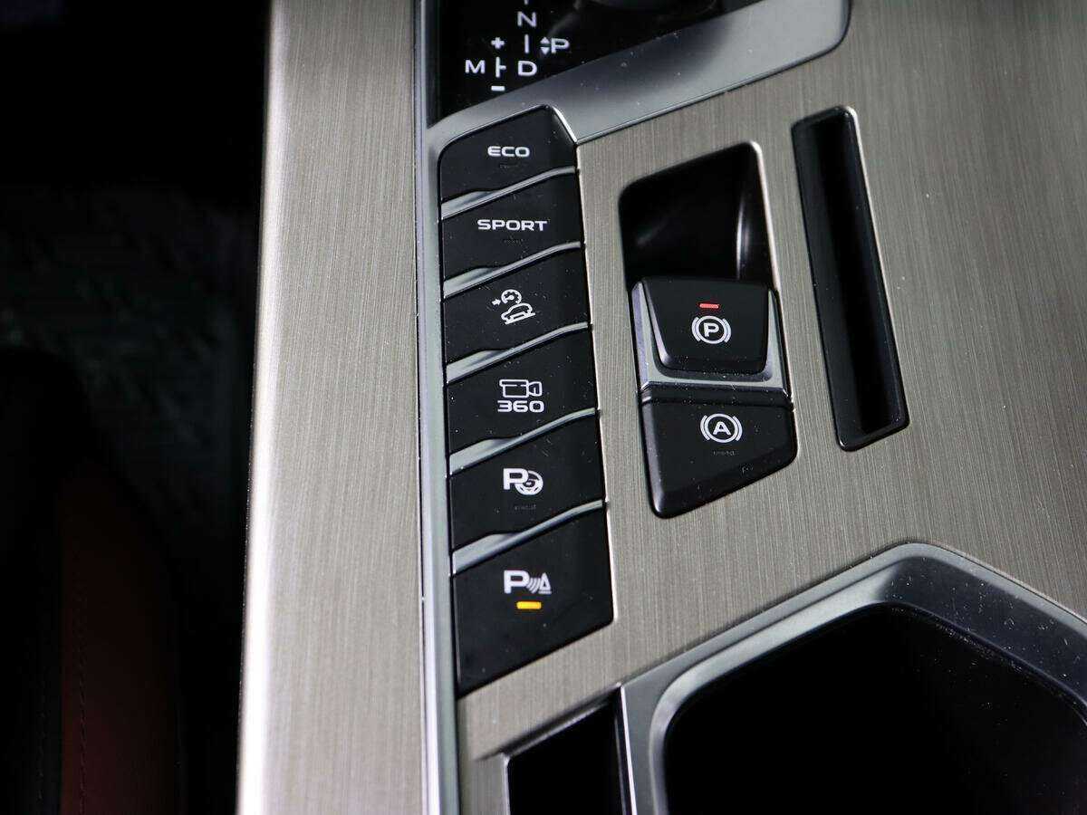 Geely Coolray, 2023 Фото №22