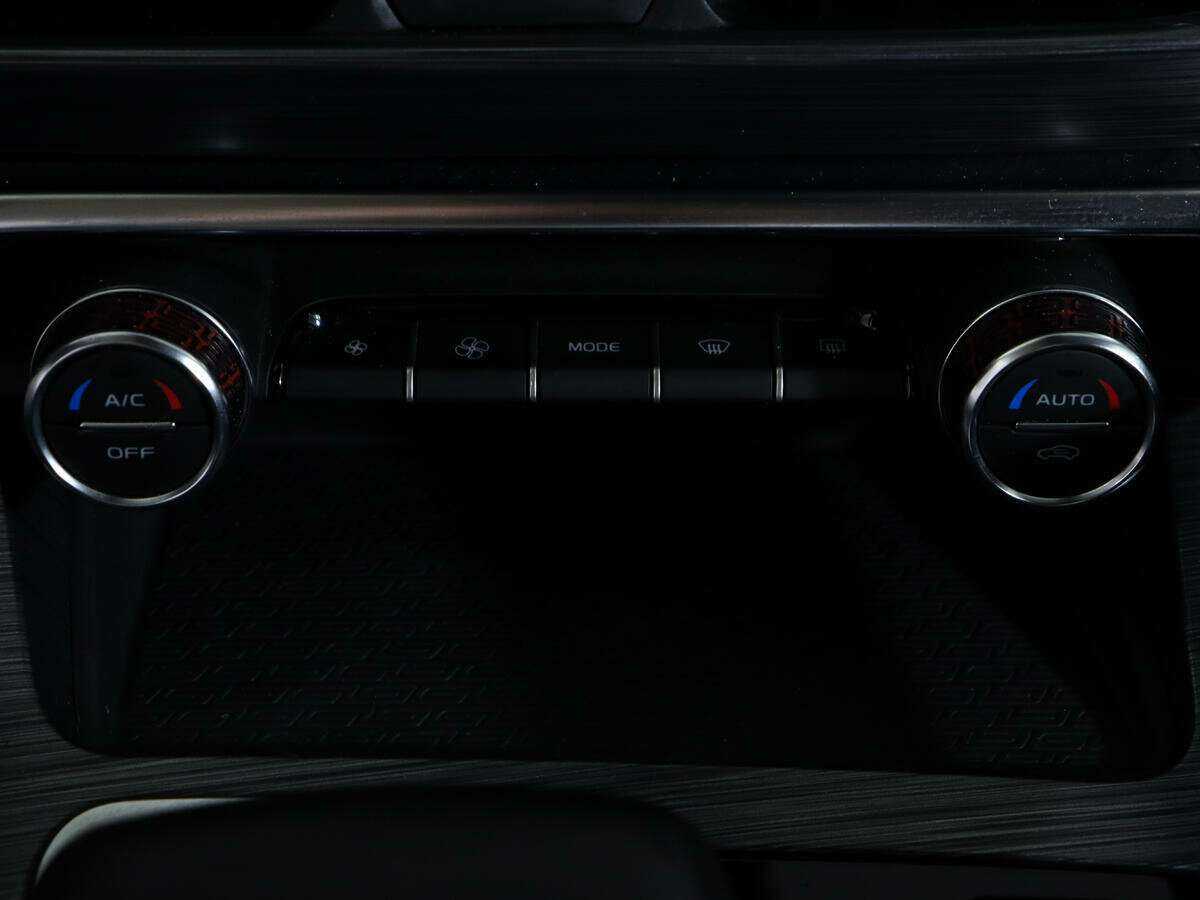 Geely Tugella, 2021 Фото №22