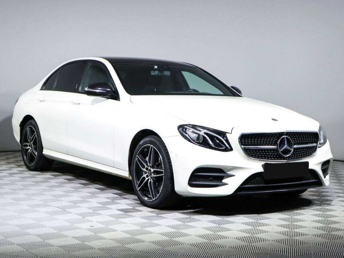 Mercedes-Benz E-Класс 200, 2017 - 81 759 км. | Фото №3