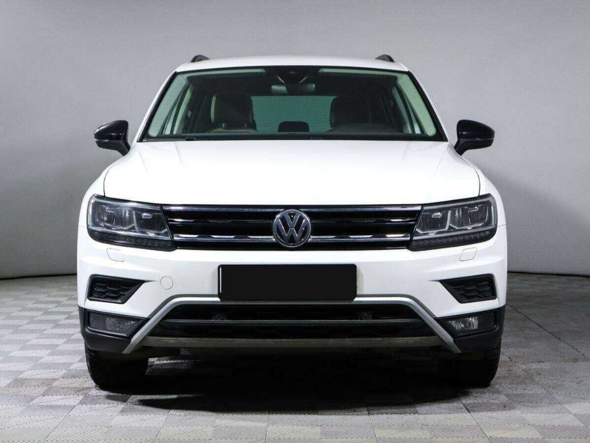 Volkswagen Tiguan, 2020 - 52 031 км. | Фото №2