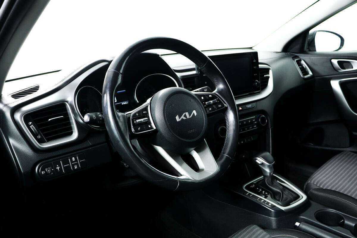 Kia Ceed, 2021 Фото №13