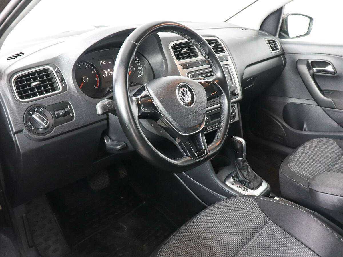 Volkswagen Polo, 2016 Фото №8