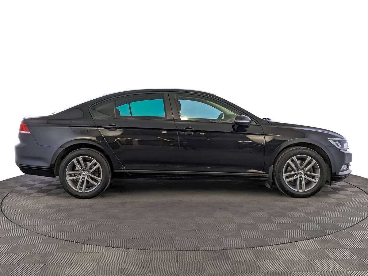 Volkswagen Passat, 2016 - 61 012 км. | Фото №4
