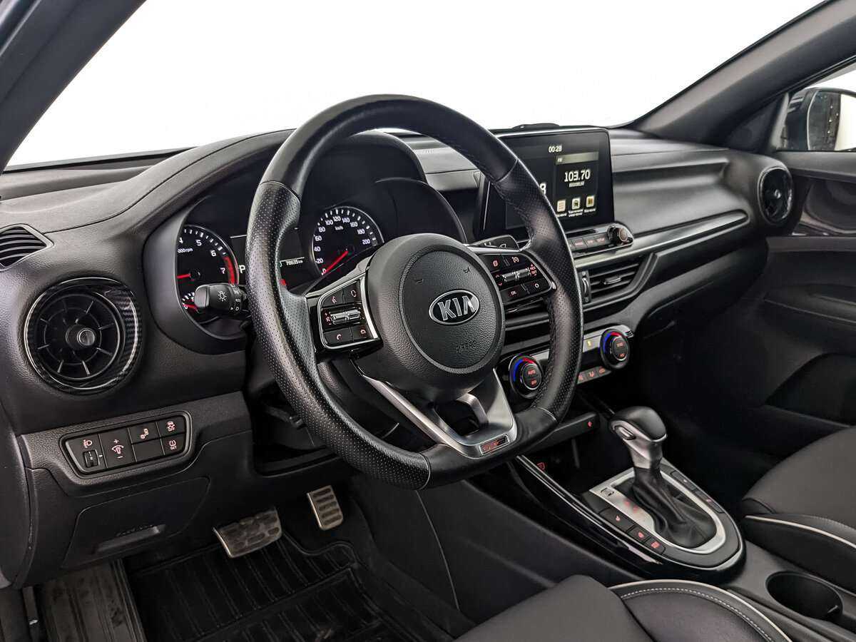 Kia Cerato, 2021 Фото №11