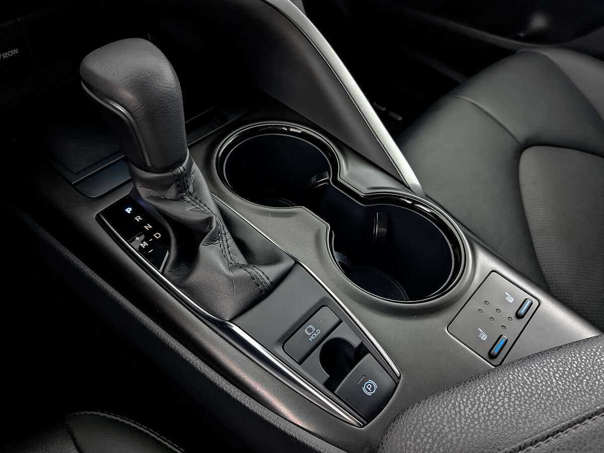 Toyota Camry, 2022 Фото №23