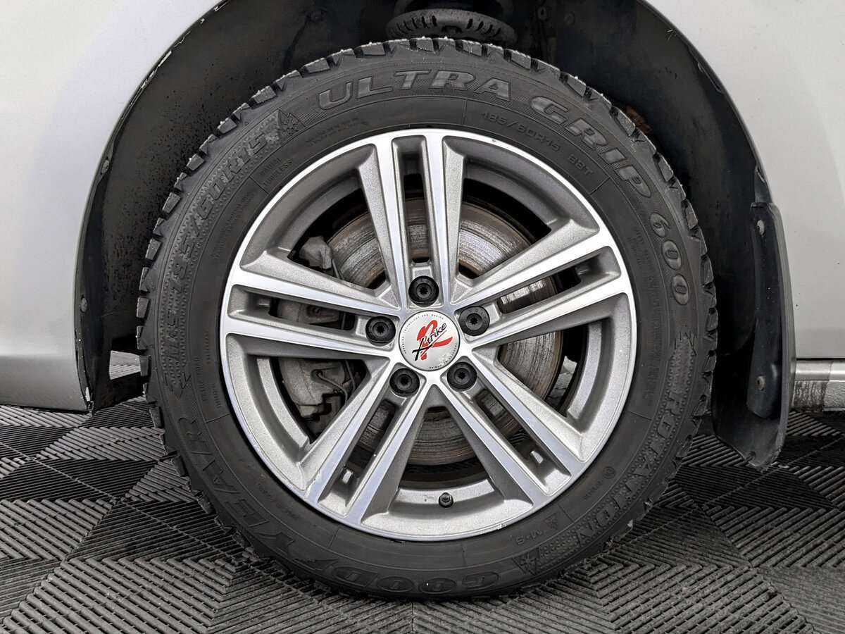 Volkswagen Polo, 2019 Фото №17