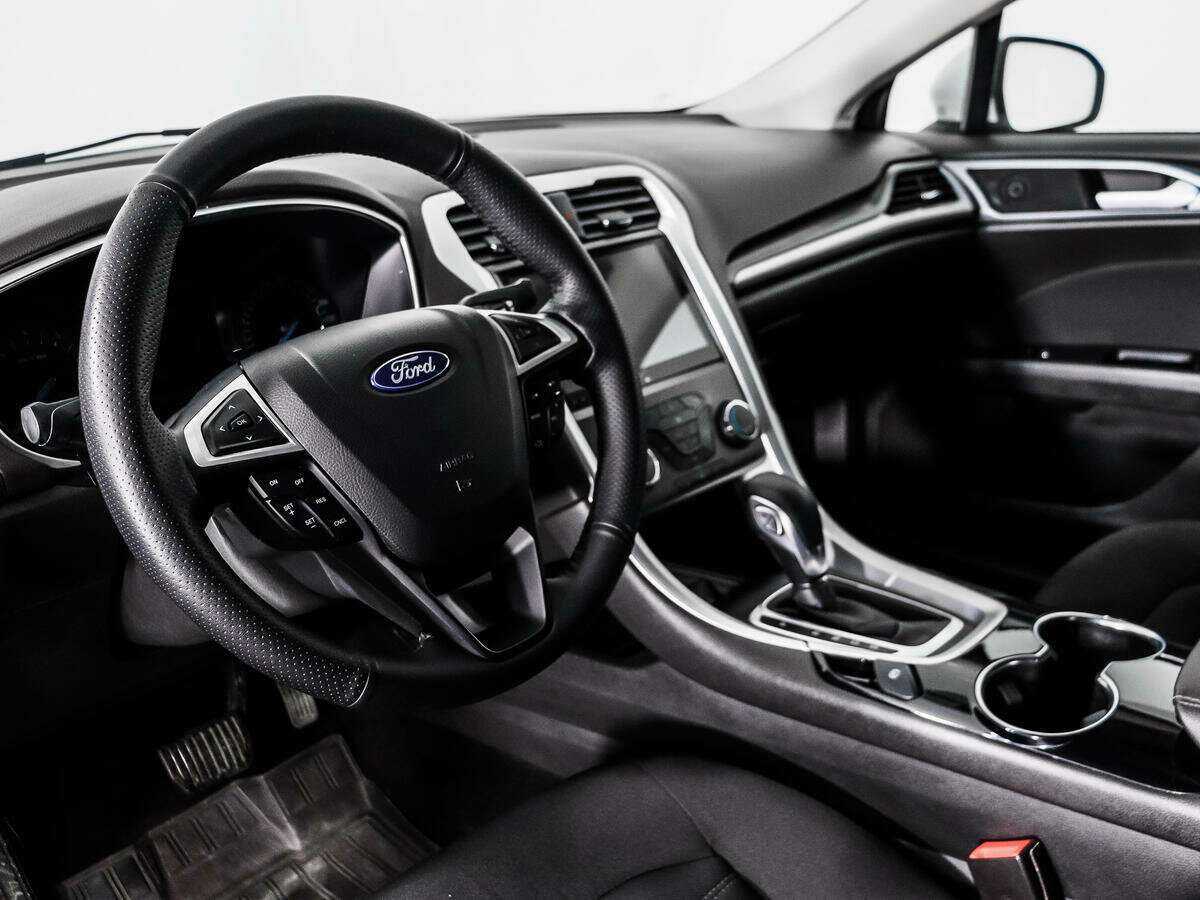 Ford Mondeo, 2016 Фото №9