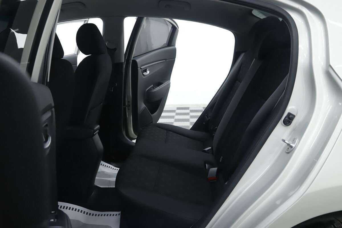 Kia Rio, 2019 Фото №19