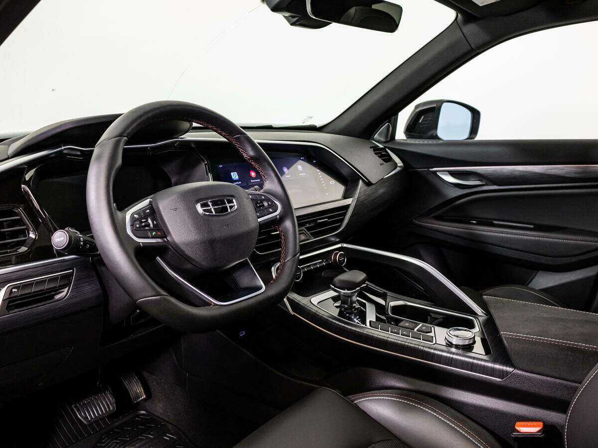 Geely Tugella, 2022 Фото №11