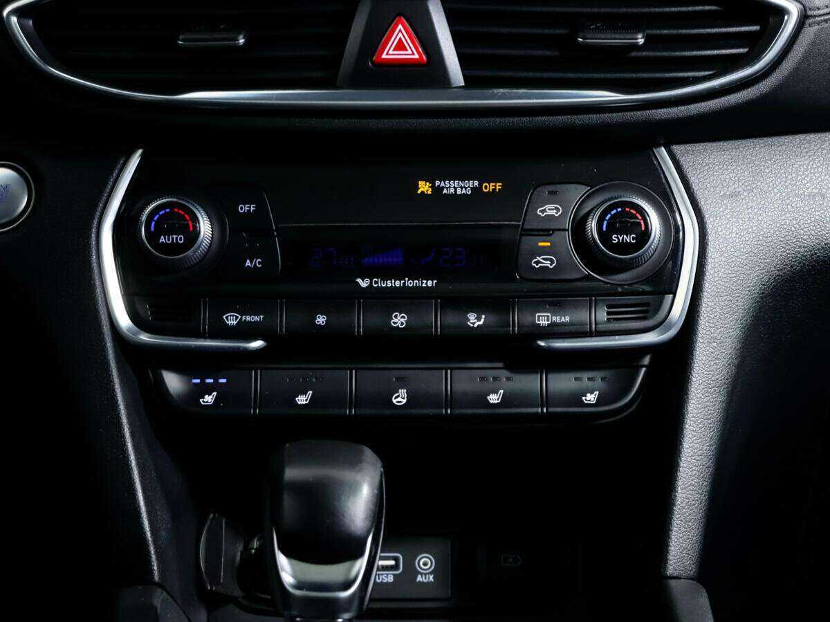 Hyundai Santa Fe, 2018 Фото №12