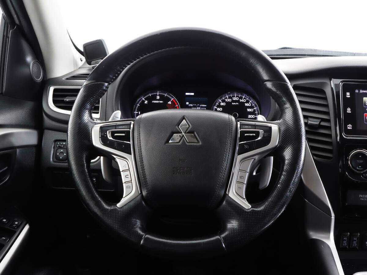 Mitsubishi Pajero Sport, 2019 Фото №10