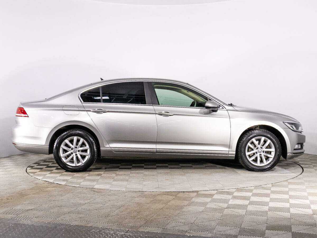 Volkswagen Passat, 2017 - 68 113 км. | Фото №4