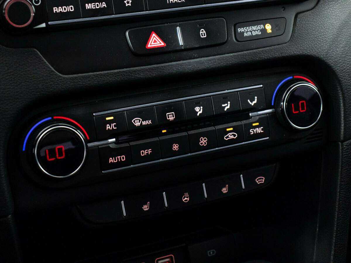 Kia Ceed, 2019 Фото №18