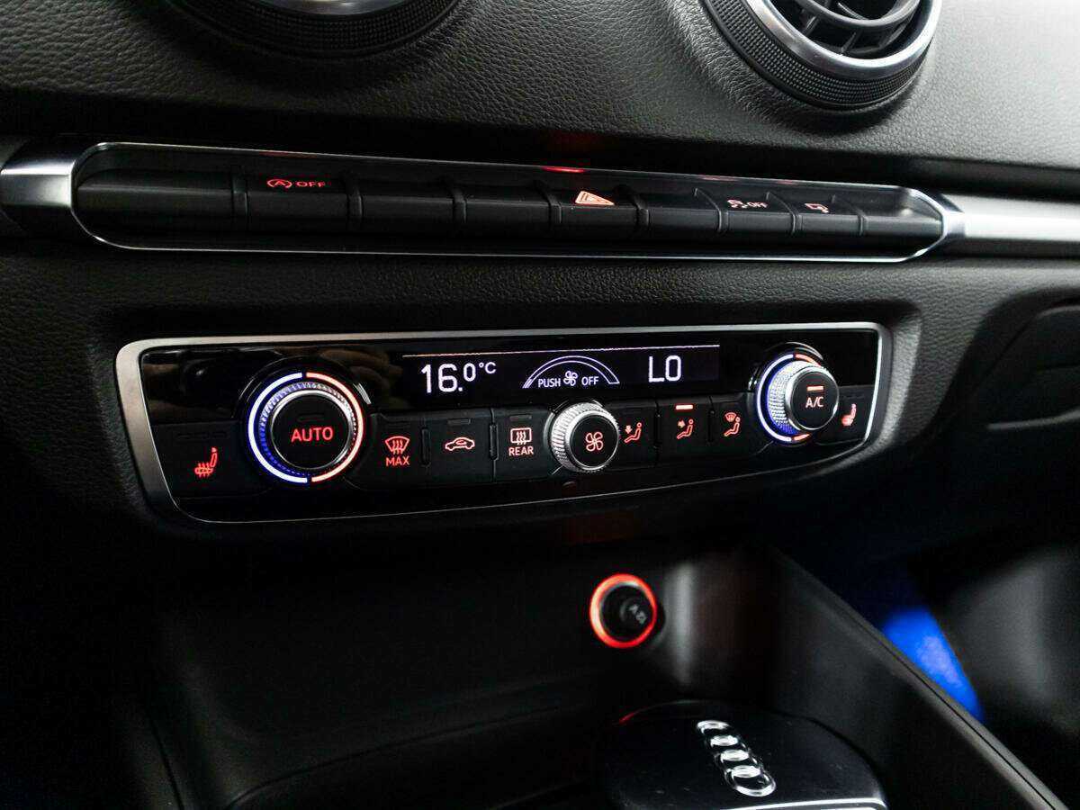 Audi A3, 2015 Фото №15