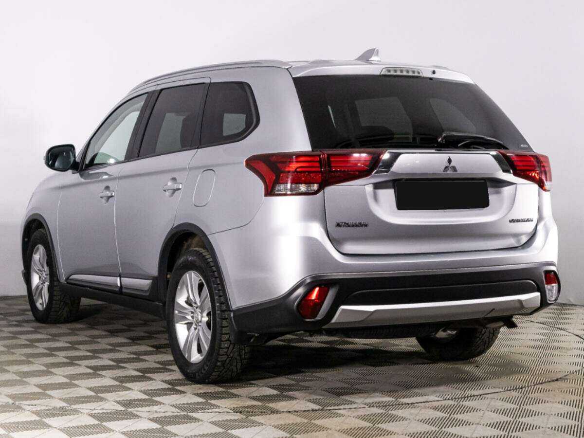 Mitsubishi Outlander, 2017 - 75 290 км. | Фото №7