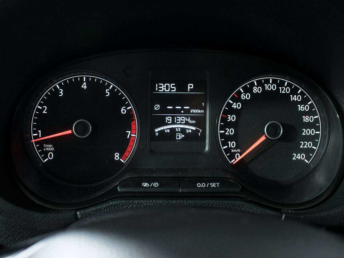 Volkswagen Polo, 2015 Фото №11