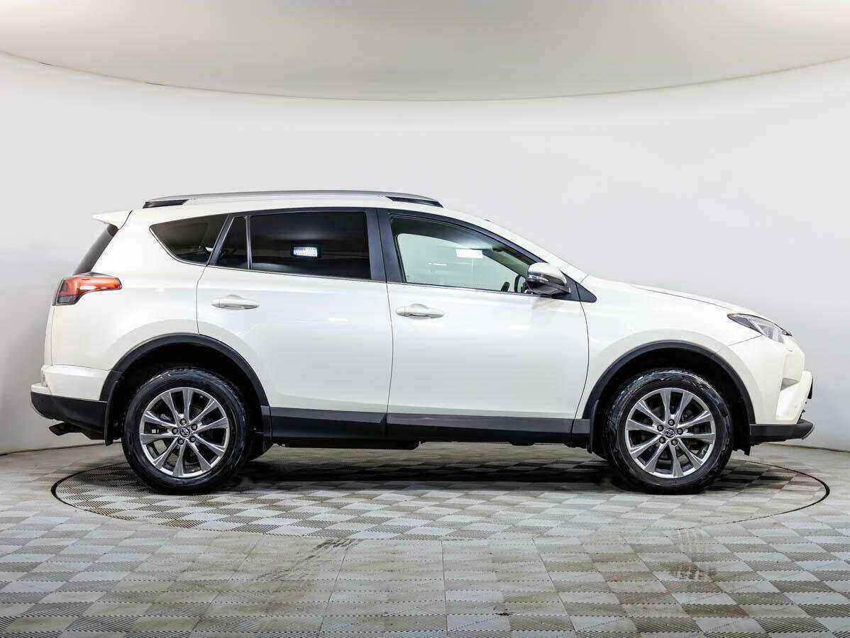 Toyota RAV4, 2018 - 98 863 км. | Фото №3