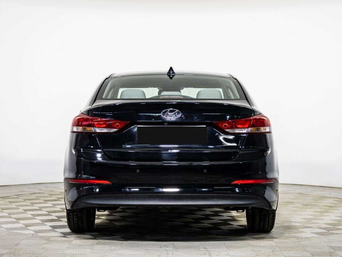 Hyundai Elantra, 2018 Фото №5