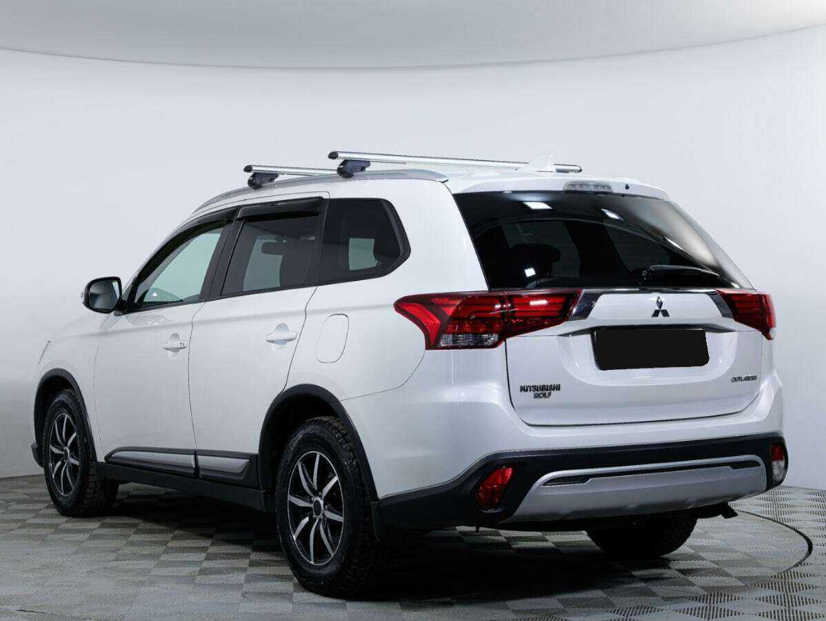 Mitsubishi Outlander, 2018 - 144 060 км. | Фото №7