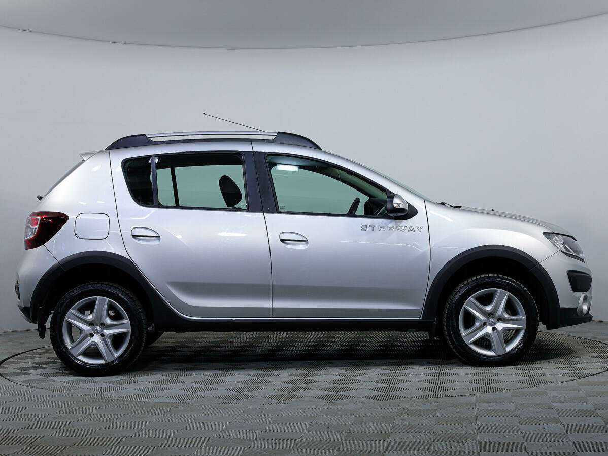 Renault Sandero Stepway, 2018 - 104 890 км. | Фото №3