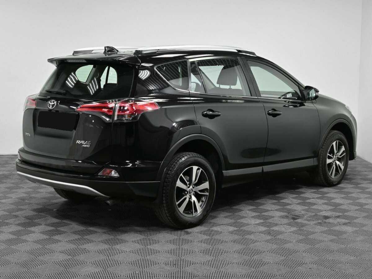 Toyota RAV4, 2018 - 132 000 км. | Фото №2