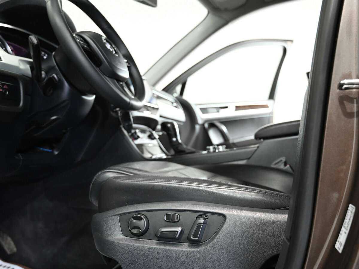 Volkswagen Touareg, 2013 - 144 000 км. | Фото №8