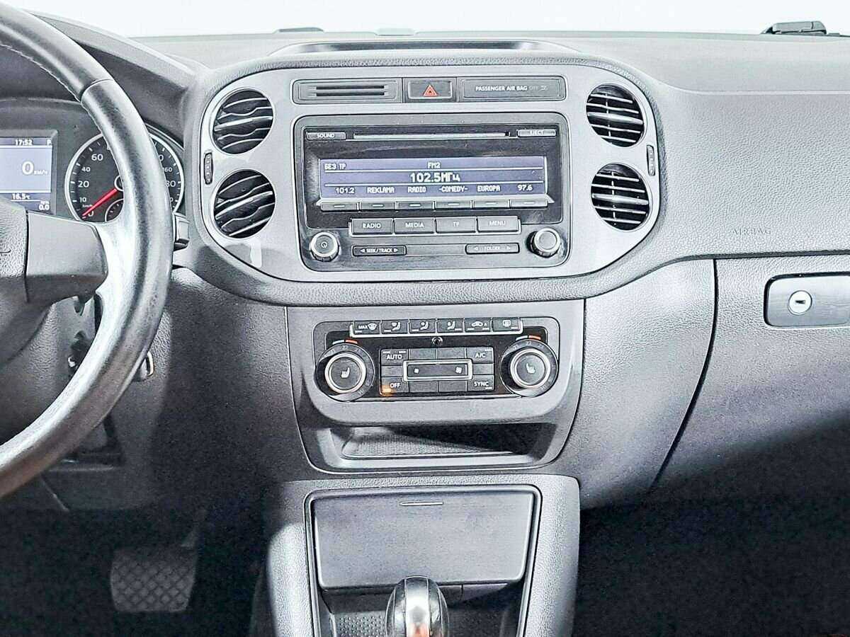 Volkswagen Tiguan, 2012 Фото №11