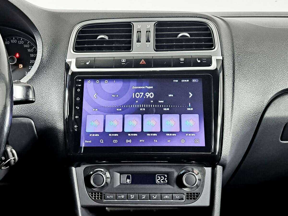 Volkswagen Polo, 2016 Фото №13