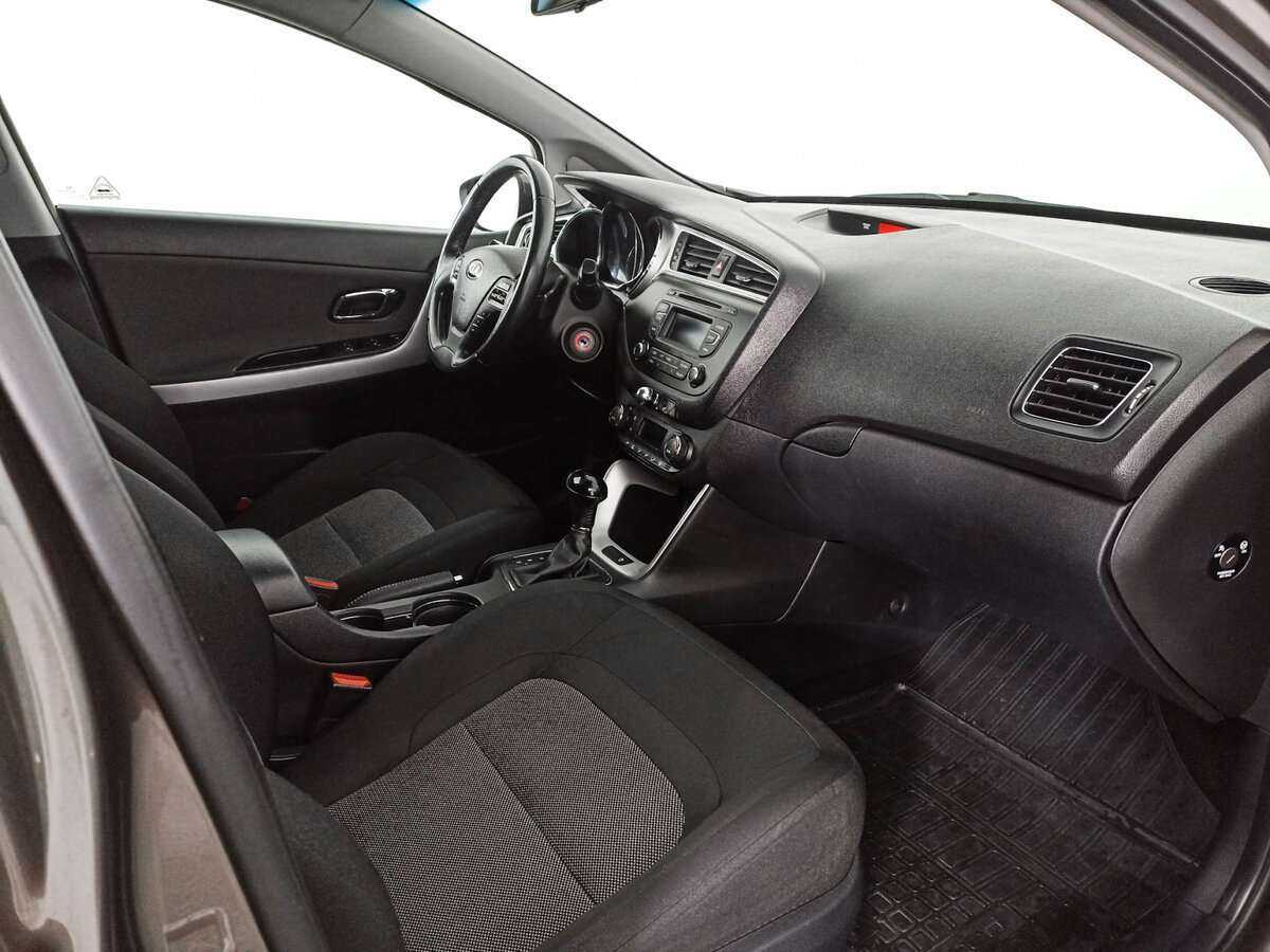 Kia Ceed, 2018 Фото №9