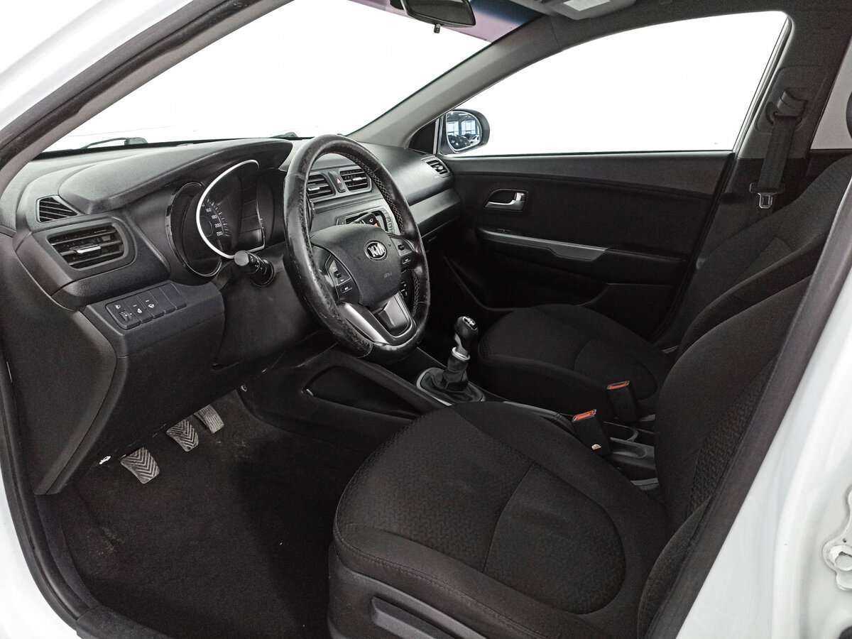 Kia Rio 5-speed, 2014 Фото №16