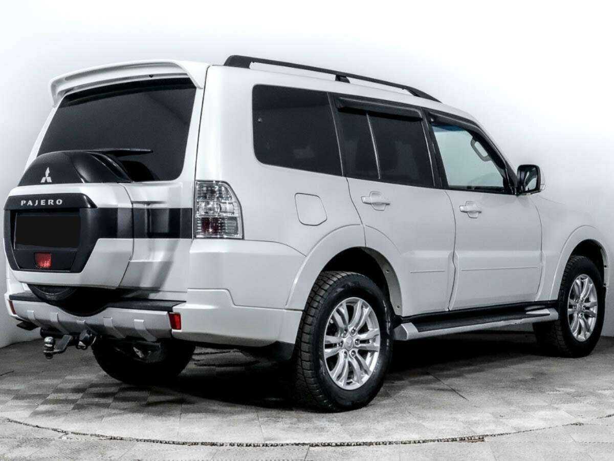 Mitsubishi Pajero, 2015 - 75 250 км. | Фото №3