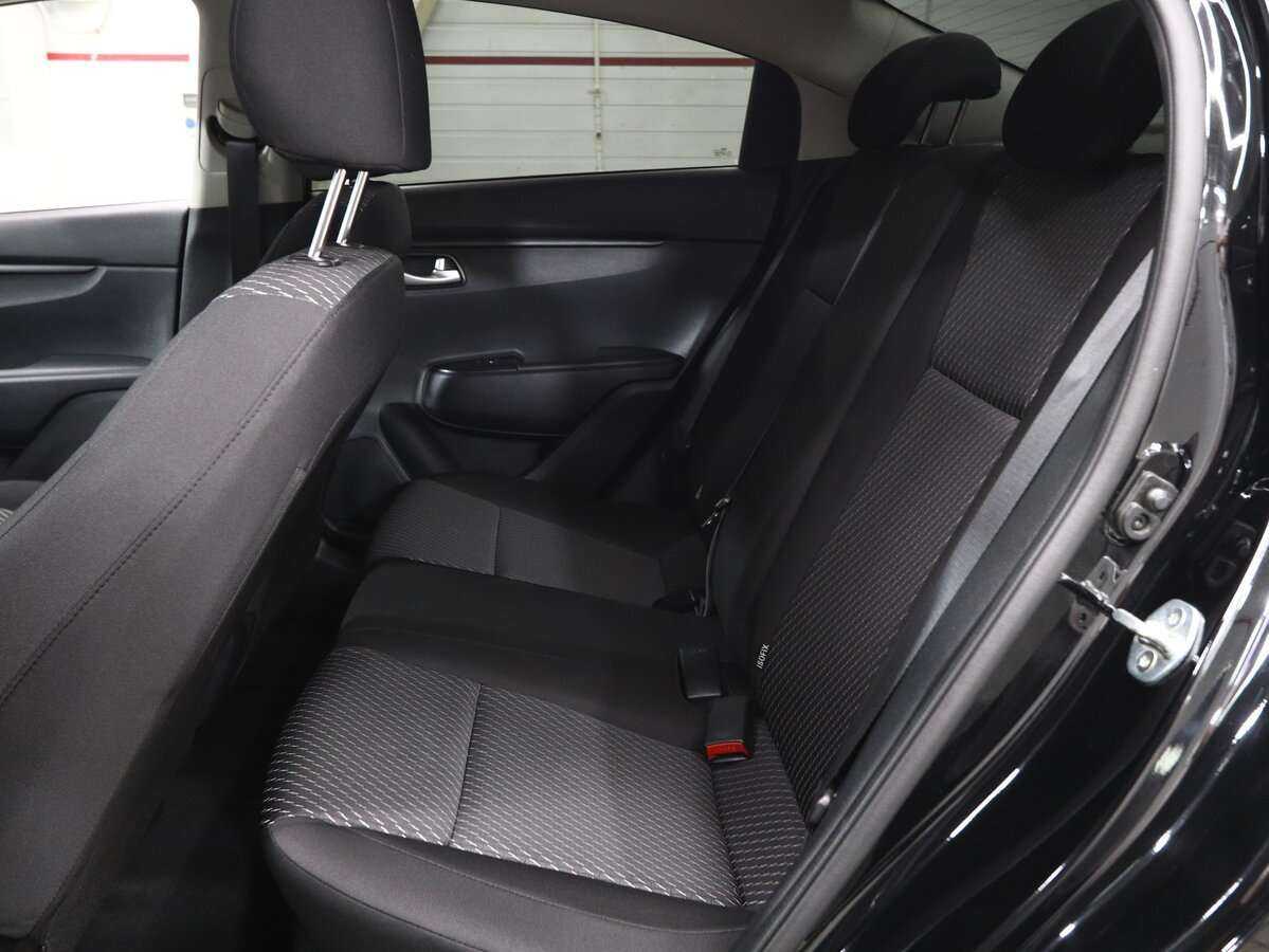 Kia Rio, 2017 Фото №13