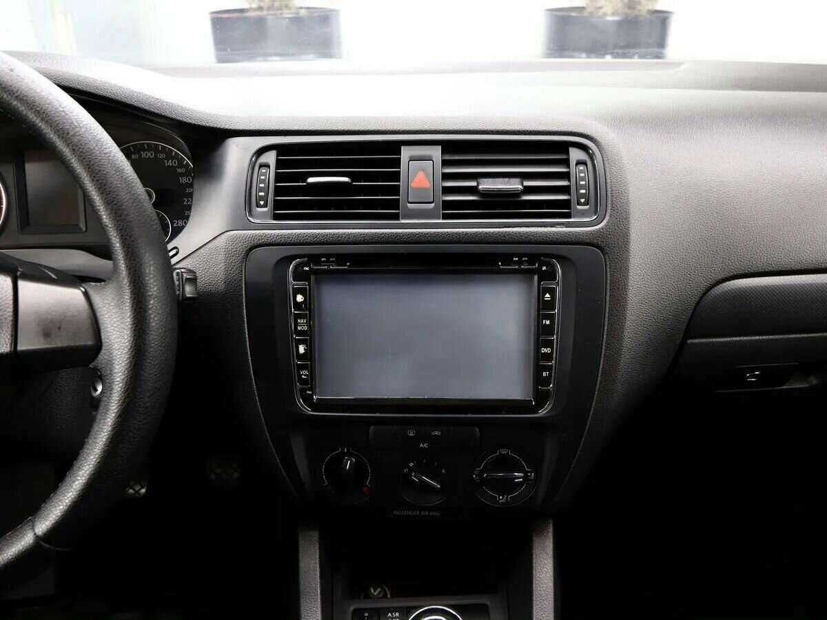 Volkswagen Jetta, 2013 Фото №15