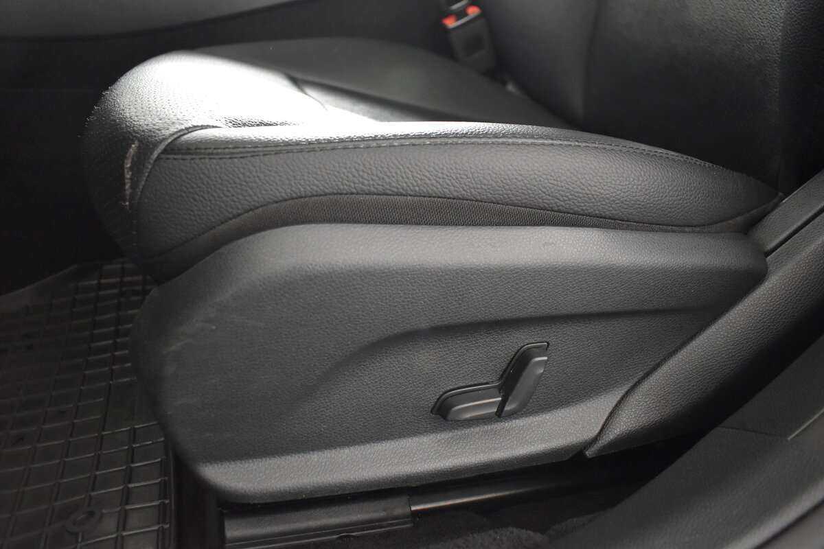 Mercedes-Benz E-Класс 200, 2018 Фото №24