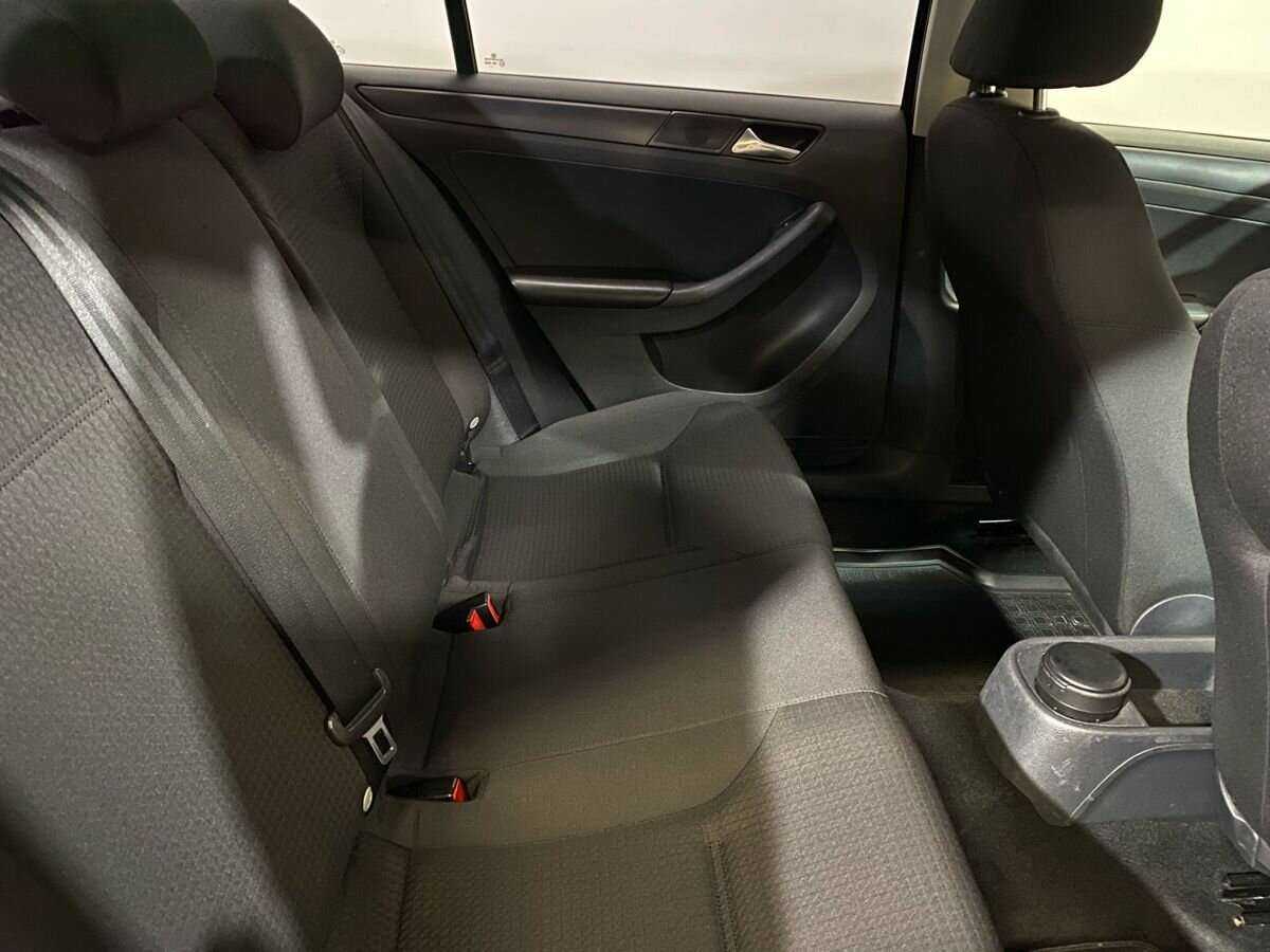 Volkswagen Jetta, 2014 Фото №11