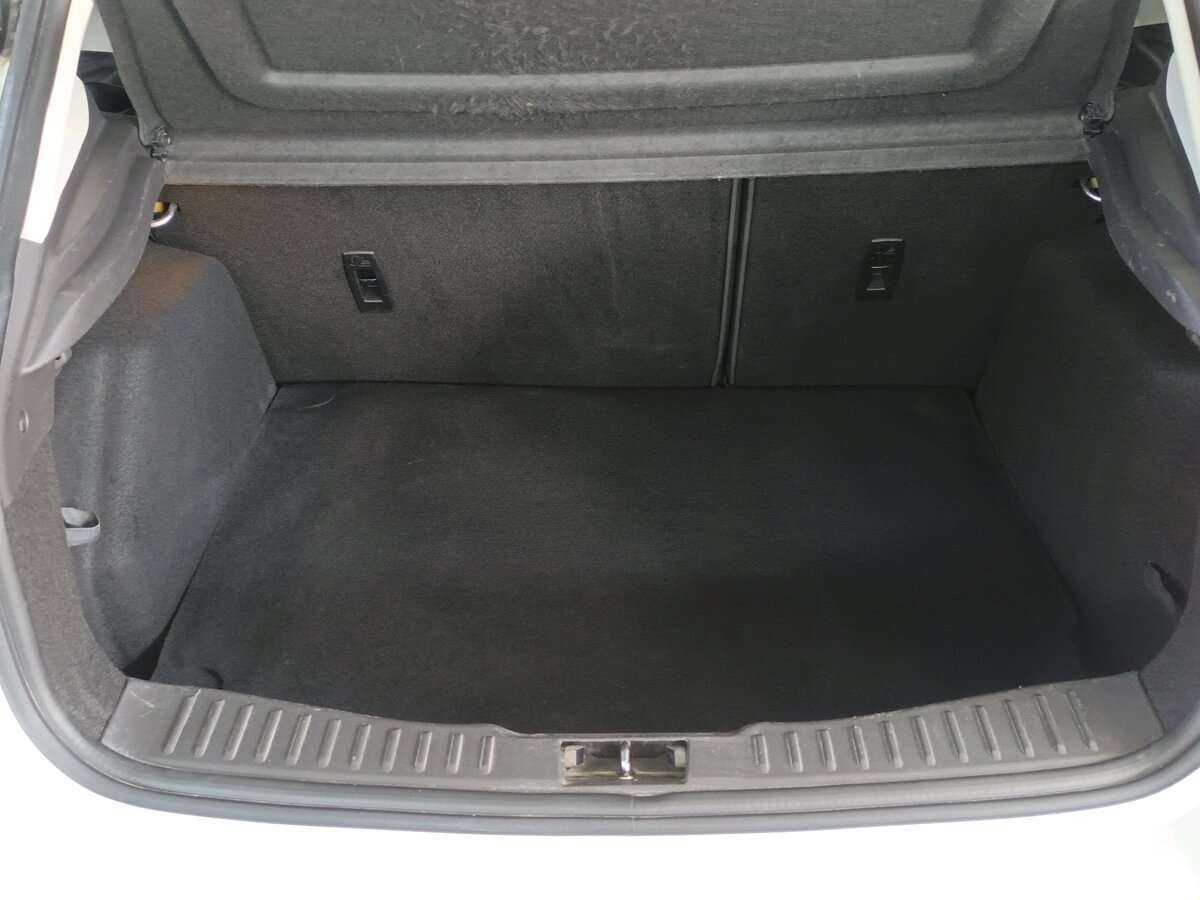 Ford Focus, 2019 Фото №21