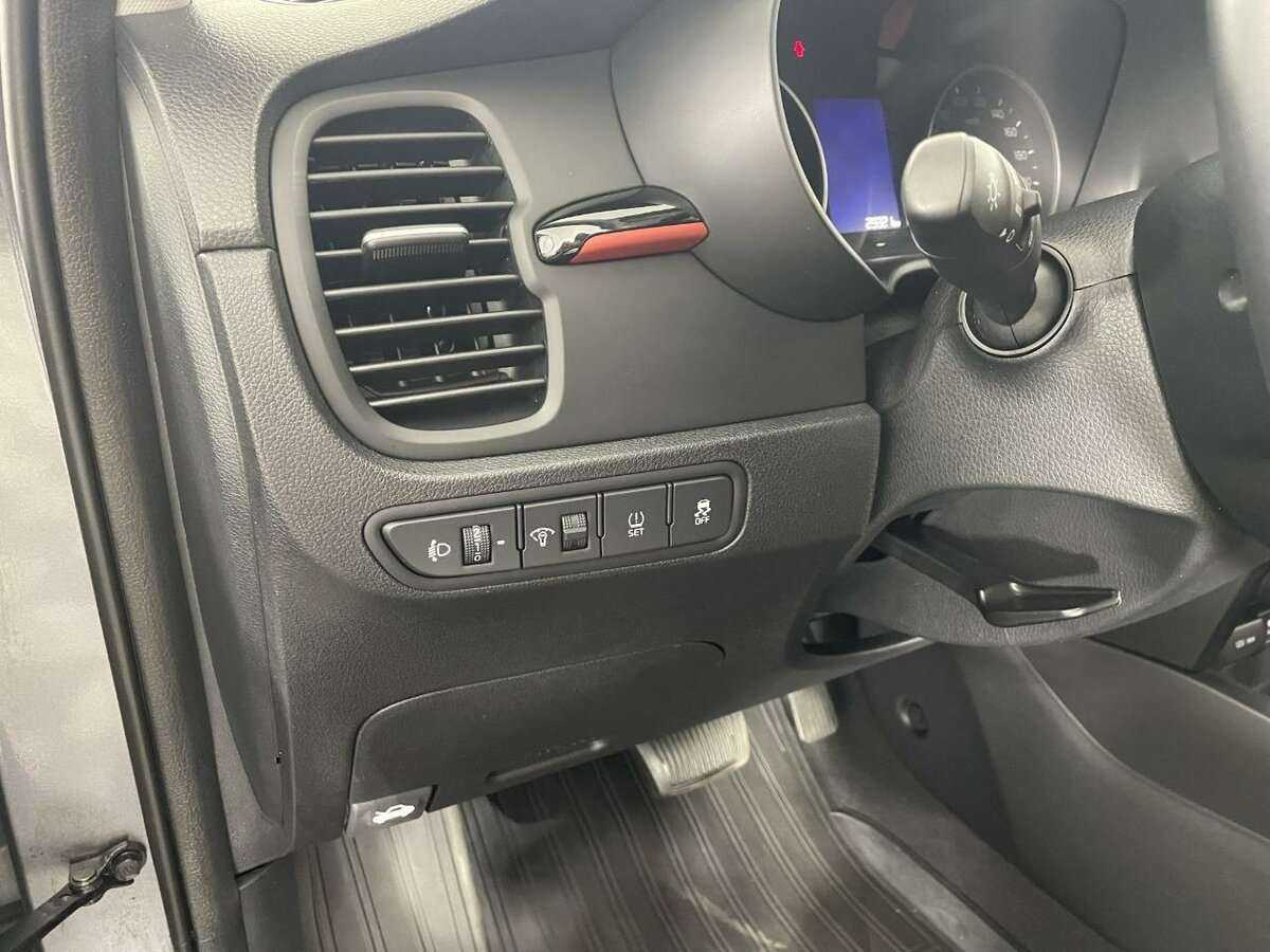 Kia Rio, 2020 Фото №9