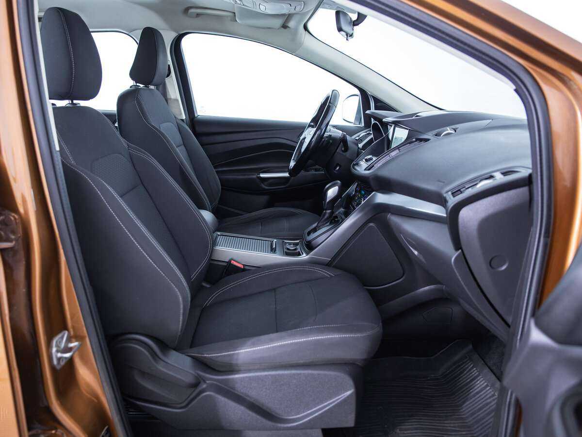 Ford Kuga, 2017 Фото №15