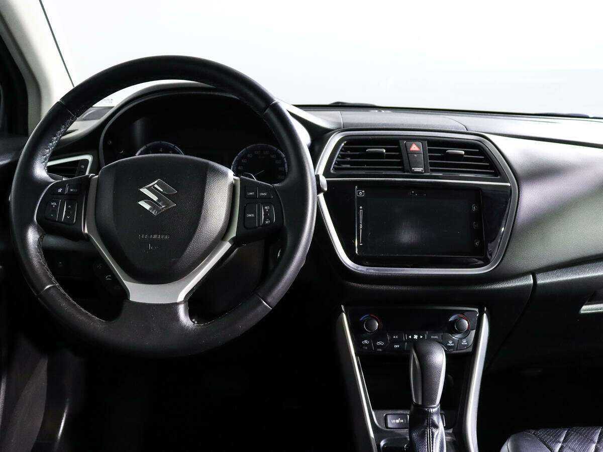 Suzuki SX4, 2016 Фото №12