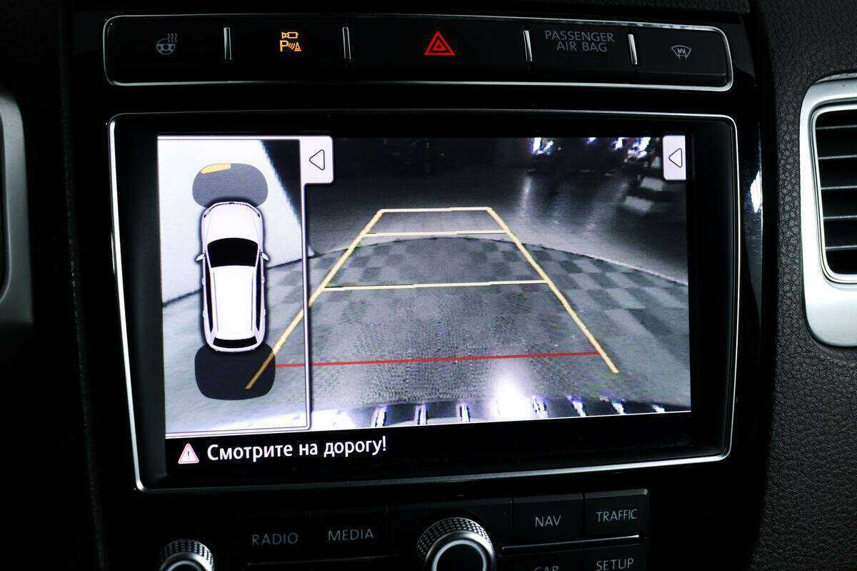 Volkswagen Touareg, 2015 Фото №14