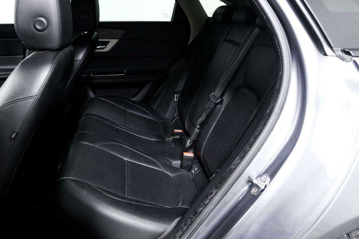 Jaguar XF, 2016 Фото №12