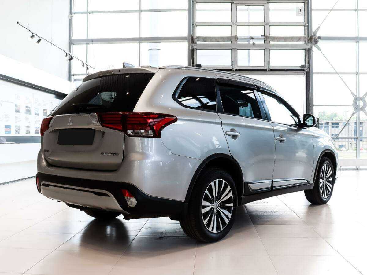 Mitsubishi Outlander, 2019 - 69 017 км. | Фото №5