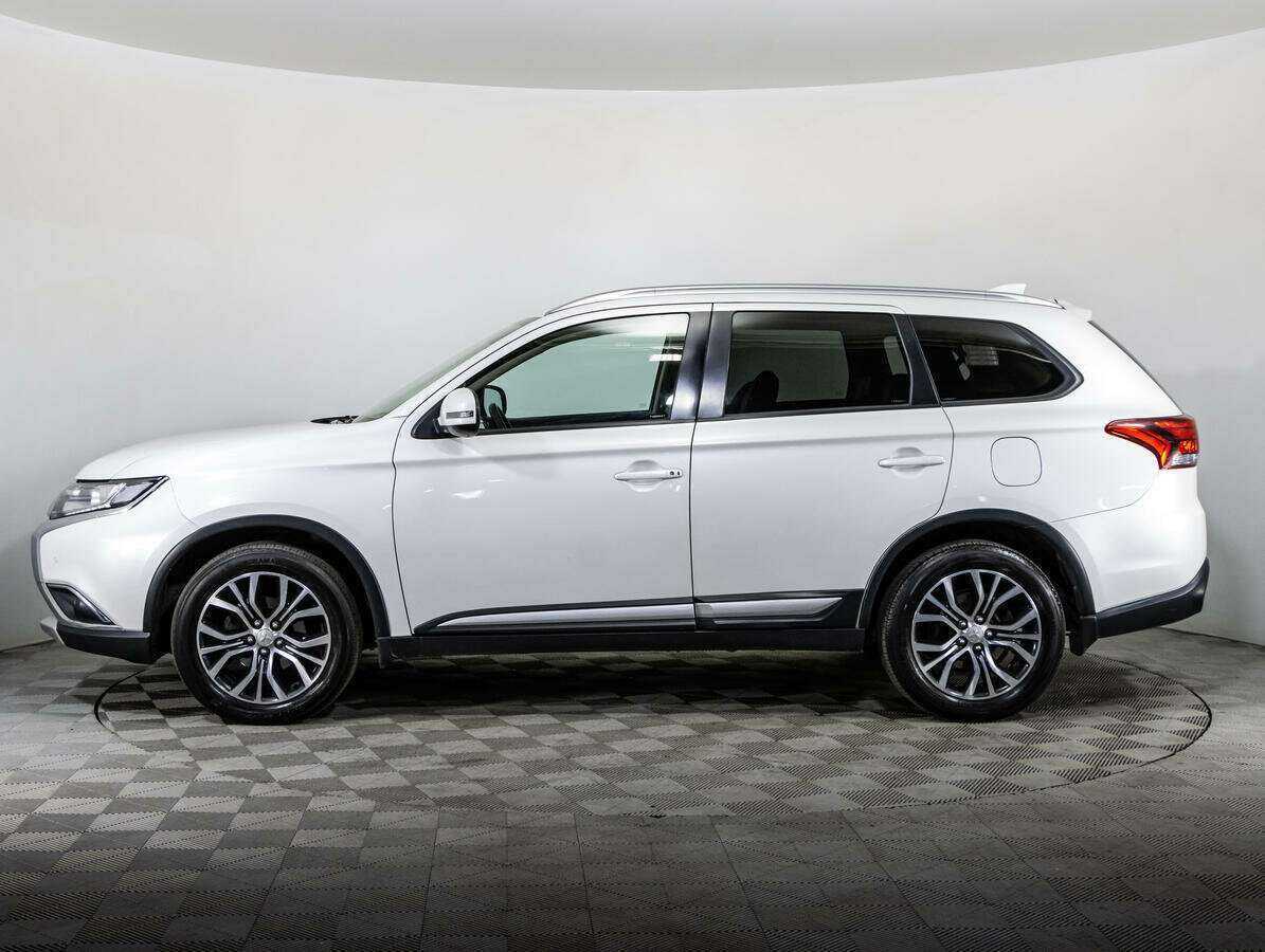 Mitsubishi Outlander, 2018 - 59 437 км. | Фото №8
