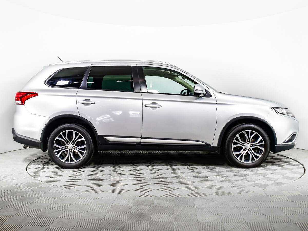 Mitsubishi Outlander, 2016 - 76 674 км. | Фото №4