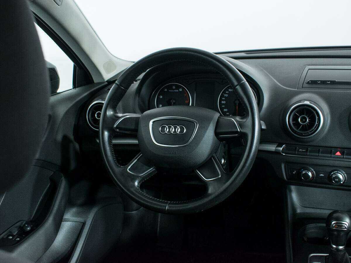 Audi A3, 2012 Фото №14