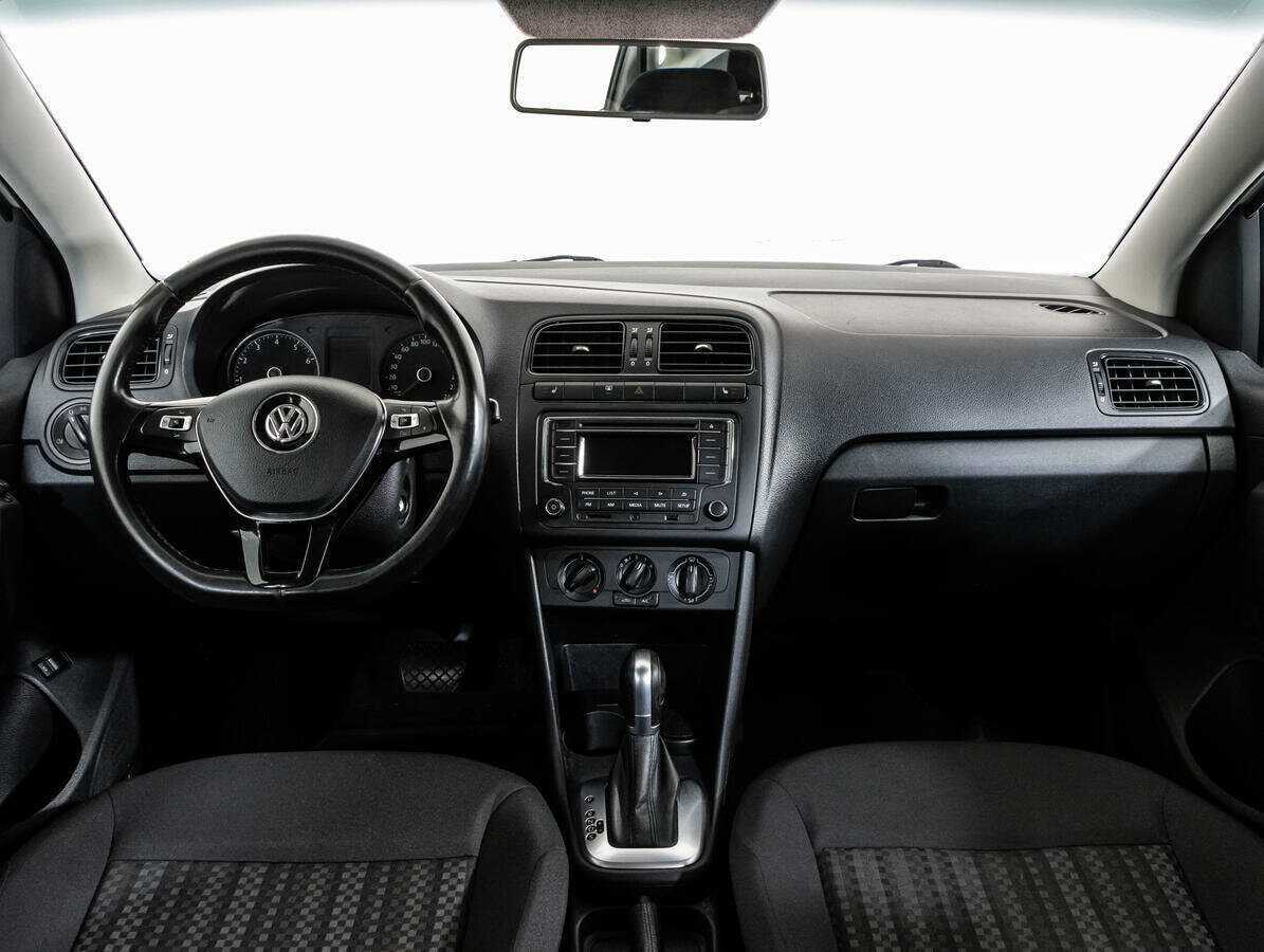 Volkswagen Polo, 2020 Фото №10